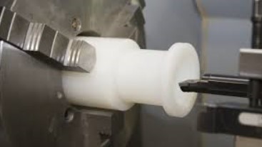 تلرانس‌گیری دقیق در تراشکاری PTFE